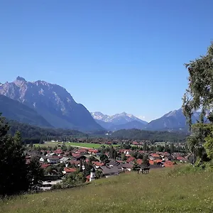 Haus Berglust Apartment Wallgau
